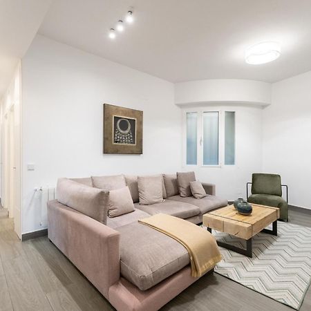 Luxe Apartment In Plaza De Espana Мадрид Экстерьер фото